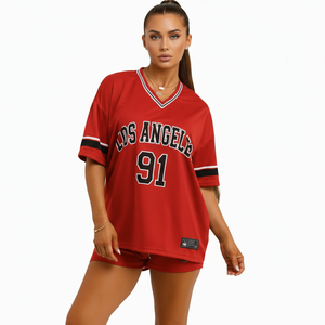 Camiseta Deportiva Personalizada 2026, 100% Poliéster, Transpirable, Antibacteriana, Cuello en V, Manga Corta, Impresión por Transferencia de Calor, Secado Rápido - Product Image 1