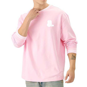 T-shirt décontracté rose à manches longues et col rond en jersey de coton respirant pour homme, avec logo frontal et design uni - Product Image 1