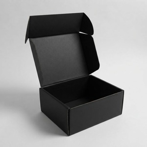 Cajas de Correo Negras Mate al por Mayor, Cajas de Embalaje de Lujo Personalizadas, Cajas de Envío Plegables de Cartón Corrugado con Logotipo en Lámina Plateada - Product Image 3