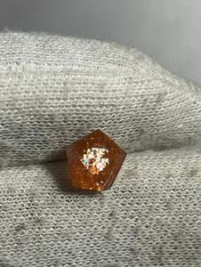 Pierre précieuse naturelle en vrac, Pierre de soleil, multi-cristaux, orange, taille fantaisie, pour la fabrication de bijoux - Product Image 1