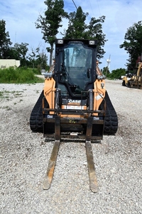 2018 TR340 Compact Track Loader With Pallet Fork Ready To <b>Work</b> - Product Image 2