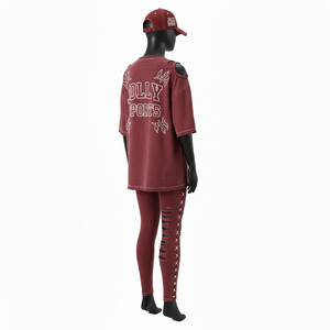 Ensemble femme de haute qualité en coton vintage 200 GSM, t-shirt à épaules dénudées et legging en élasthanne rouge bordeaux imprimé sur mesure - Product Image 2