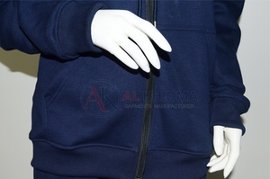 Sweat-shirt à capuche en molleton 100 % coton respirant bleu marine pour femme, pull à manches longues, vêtement d'hiver, sportswear personnalisé - Product Image 4