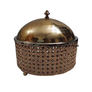 Casserole de service isolée en métal de haute qualité et réchauffeur d'aliments pour la cuisine à domicile et le restaurant - Product Image 1