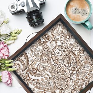 Bandejas Cuadradas de Madera con Patrón Textil Indio y Asas Metálicas para Mesa de Comedor, Hogar y Oficina, Opción para Regalo - Product Image 4