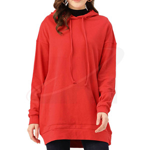 Robe pull tricotée surdimensionnée rouge à capuche et manches longues pour femme, personnalisable, avec poches, pour l'automne – Vente en gros - Product Image 4