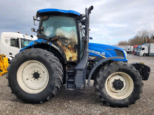 Tracteur agricole NEU HOLLAND T6.175 - Product Image 3