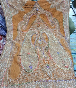 Mezcla de diseños coloridos bordados a mano bufandas de lana estolas de moda para el invierno al por mayor de La India - Product Image 2