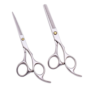 Juego de Tijeras de Peluquería Profesionales, Cuchillas Negras de Acero Inoxidable, Tijeras para Cortar el Cabello con Mango Azul, Tijeras para Entresacar Cabello, Kit de 2 Piezas - Product Image 3