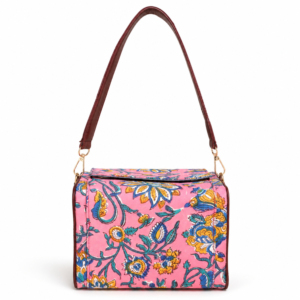 Bolso de hombro con estampado botánico rojo, correa marrón desmontable y solapa para mujer - Product Image 1