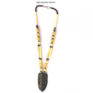 Collar de Cuentas de Colores con Colgante de Máscara y Corazón, Joyería de Moda de Estilo Étnico Unisex para Fiestas y Eventos - Product Image 1