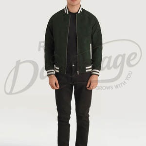 Chaqueta Bomber Varsity de Cuero de Ante Verde Oscuro para Hombre, Ajuste Delgado, Puños Acanalados a Rayas, Estilo Béisbol Casual, Prenda Exterior de Cuero Genuino - Product Image 4