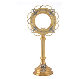 Cruz de latón de diseño con acabado dorado y iconos religiosos, decoración de mesa para interiores, adorno duradero para la sala de estar. - Product Image 4