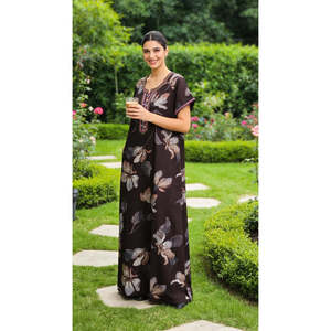 Camisón Largo Estampado Cómodo para Mujer Alpine, Mangas Cortas con Bolsillo Lateral Completo, Ropa de Dormir Suave - Product Image 4