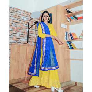 Robe Gotta faite à la main, jaune vif, silhouette trapèze, magnifique dupatta Lehariya, taille XS, tissu organza, taille naturelle, col rond - Product Image 3