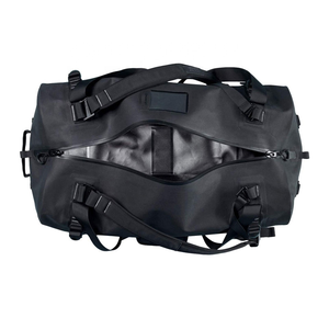 Grand sac de voyage et de sport avec compartiment à chaussures, robuste et résistant à l'eau - Product Image 4