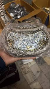 Royal Luxury MOP Box Clutch Handbag with Detachable Chain and Elegant Shell Inlay Design - Product Image 4