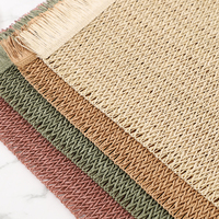 Meilleures ventes : Sets de table écologiques en crochet tressé à la main avec bordure à pompons, résistants à la chaleur, idéaux pour les hôtels, banquets, mariages et réceptions
