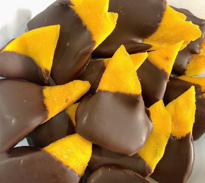 Bolas de Mango Seco con Chocolate, Exóticos Postres Tropicales Únicos de Fábrica de Vietnam - Product Image 6