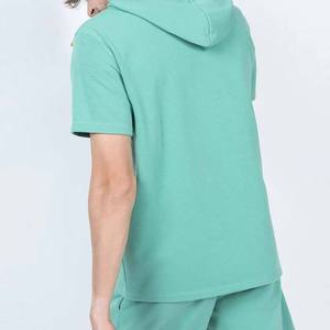 เสื้อยืดแขนสั้นมีฮู้ดสีเขียวมิ้นท์สำหรับผู้ชาย ทรงปกติ สีพื้น ใส่สบาย ระบายอากาศได้ดี เหมาะสำหรับใส่ในฤดูร้อน - Product Image 5