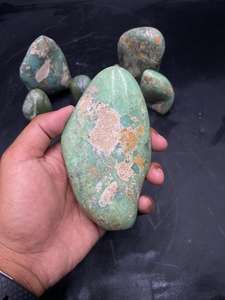 Crisoprasa Natural en Forma Libre, Piedra Pulida, Grado Premium, Cristal Decorativo Verde, Piedra Curativa, Artículo Coleccionable de Sulawesi - Product Image 6