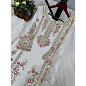 Vestidos de Fiesta de Diseñador, Top, Parte Inferior y Dupatta con Bordado de Hilo - Product Image 3