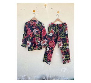 Ensemble pyjama en coton noir à fleurs, style indien, pour femmes - Product Image 1