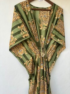 Nuevo Kaftán Naaz Textile Elegante de Encaje Casual con Estampado Animal, Cuello en V, Cierre con Cordón, Manga Corta, Corte Ajustado y Acampanado, de Algodón Suave Indio - Product Image 6