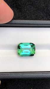 Tourmaline Verte Naturelle de Qualité Exceptionnelle et Rare, Pierre Précieuse en Vrac, Taille Octogonale, Certifiée par un Certificat Tierce Partie pour la Fabrication de Bijoux - Product Image 6