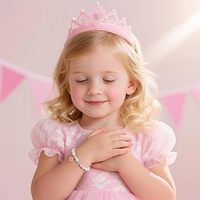 Bracelet ajustable pour femme en laiton perlé avec 26 pendentifs fleuris gravés de lettres anglaises et fausses perles – Cadeau