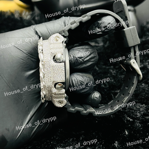 Montre de luxe unisexe en argent avec cadran noir, sertie de moissanite et de diamants, mouvement à quartz analogique et numérique, style hip-hop, idéale comme cadeau - Product Image 5