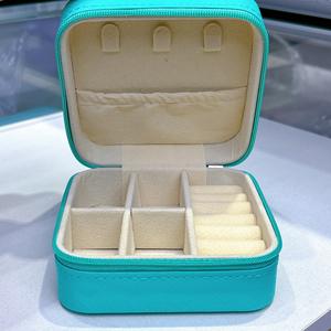 Boucles d'oreilles en argent pur S925 avec perle ronde naturelle de 8-9 mm, parfaitement arrondie, pour un regard éblouissant - Product Image 3