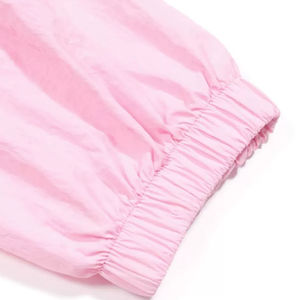 Ensemble de survêtements unisexes pour hommes avec veste zippée réfléchissante à logo personnalisé OEM et short de sport en nylon coupe-vent - Product Image 6