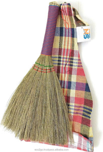 Vente en gros de mini balai d'herbe écologique-Outil de nettoyage léger et durable - Product Image 4