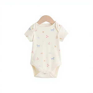 Combinaison bébé Annamar Clothing personnalisée en bambou 95% et élasthanne 5%, écologique, douce, extensible et respirante, pour toutes les saisons - Product Image 1