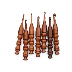 Ganchillo de madera con mango de cuentas, acabado liso, herramienta de costura hecha a mano, diseño simple, forma redonda para tejer a mano - Product Image 5
