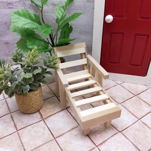 Chaise longue miniature en bois, échelle 1:12, meubles pour maison de poupée, décoration artisanale, bricolage, 9x4,8x6 cm, pour 14 ans et plus - Product Image 6