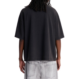 เสื้อเชิ้ตผู้ชายสไตล์เรโทร ทอจากผ้าฝ้าย 100% น้ำหนัก 220 กรัม เป็นมิตรต่อสิ่งแวดล้อม มีกระเป๋าเสื้อแบบสั่งทำพิเศษ พร้อมโลโก้ ทรงโอเวอร์ไซส์ ไหล่ตก สวมใส่สบายๆ - Product Image 4