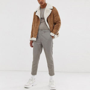 Blouson en daim pour homme avec doublure en fausse fourrure, fermeture éclair, style moto, chaud pour l'hiver, coupe régulière épaisse, col rabattable - Product Image 3