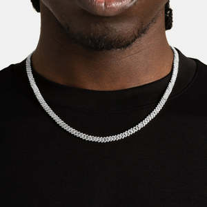 Chaîne cubaine Miami en moissanite, collier cubain en diamant VVS1, or blanc - Product Image 3