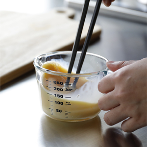 Vente en gros de tasses à mesurer en verre Atomico de qualité alimentaire, écologiques, durables et résistantes à la chaleur, 250 ml et 500 ml - Product Image 2