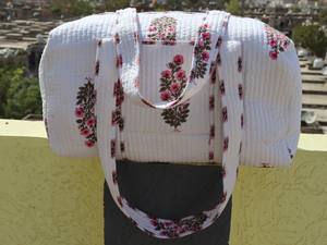 Bolso de Viaje Boho 2026, Nuevo, Hecho a Mano, Estampado con Bloques, 100% Algodón, con Asa Larga de Cuerda, Diseño Acolchado, Tamaño Mediano para Mujer - Product Image 2