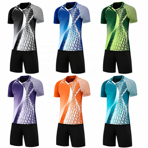 ชุดวอลเลย์บอลคอวีผู้ชายแบบสั่งทำพิเศษ พิมพ์ลายแบบ Sublimation ระบายเหงื่อ แห้งเร็ว ผ้าโพลีเอสเตอร์ 100% แขนสั้น ทรงแอธเลติก ไซส์ G - Product Image 2