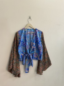 เสื้อไหมขายส่งสำหรับผู้หญิง เสื้อคลุมชายหาดสไตล์เรโทร ผูกด้านหน้า เสื้อไหมพันตัว - Product Image 4