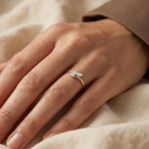 Bague Toi Moi en or massif 14 carats avec diamant taille poire de 0,51 carat de style floral, cultivé en laboratoire, cadeau d'anniversaire pour petite amie - Product Image 4