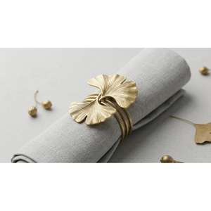 Luxury Silver Hammered Metal Leaf Napkin Rings Elegant Zinc Alloy Napkin Holder Buckle For Wedding Party Hotel Restaurant <b>Table</b> - Product Image 2