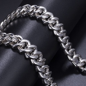 Cadena Cubana con Diamantes Moissanite de Diseño Único, Collar Premium Estilo Hip Hop para Uso Diario y Fiestas, Disponible para la Venta - Product Image 3