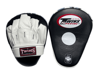 Cibles de boxe Twins en cuir de vachette et PU, durables, respirantes, équipement de protection pour l'entraînement, mitaines d'entraînement pour coach, logo personnalisable