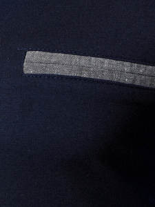 เสื้อโปโลแขนยาวผู้ชายสีพื้น คอลเลคชั่นใหม่ ฤดูใบไม้ร่วง-ฤดูหนาว ผลิตจากผ้าฝ้าย 100% ป้องกันการเป็นขุย  เสื้อถักแขนยาวสำหรับผู้ชาย - Product Image 6