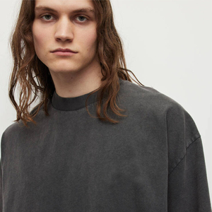 Camiseta Oversize para Hombre con Hombros Caídos, Estilo Urbano Minimalista, Ajuste Relajado, Algodón, Color Liso, Top Casual de Verano a la Moda - Product Image 6